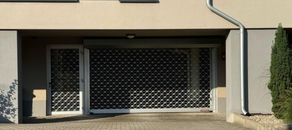 Parkplatz in Saarbrücken, Germany, Nr. 88348 8