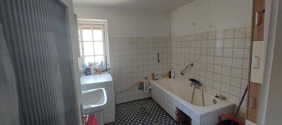 Garage in Burgkirchen, Austria, Nr. 175971 4