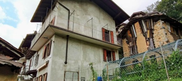 6 rooms House in Valdilana, Italy No. 269746 24