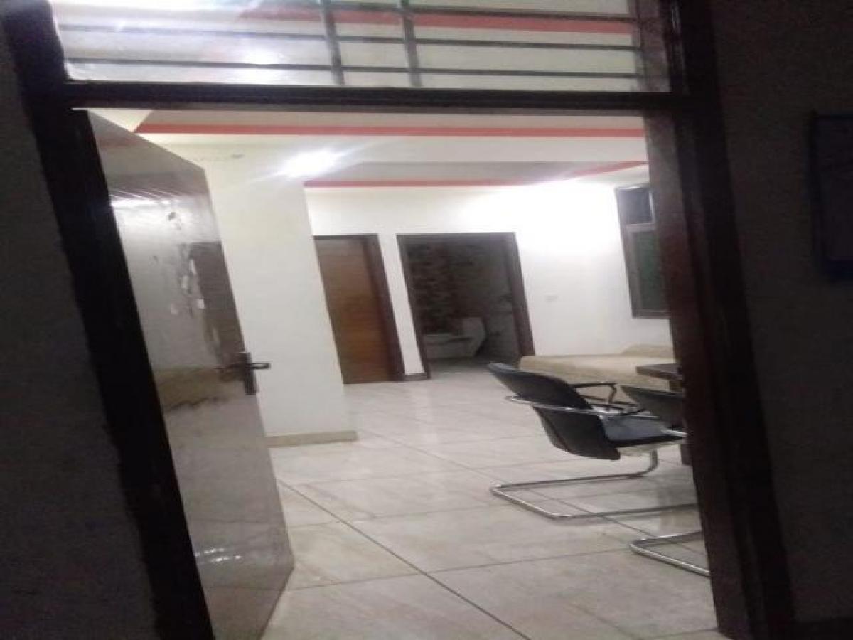 Studio in Noida, India No. 17876