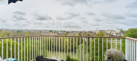 3 bedrooms Apartment in Champigny-sur-Marne, France No. 170326 3