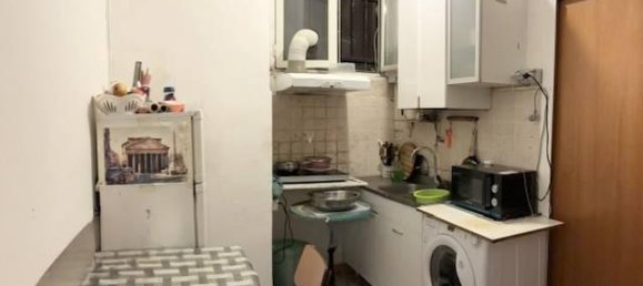 2 rooms Apartment in Rome, Italy No. 37596 4