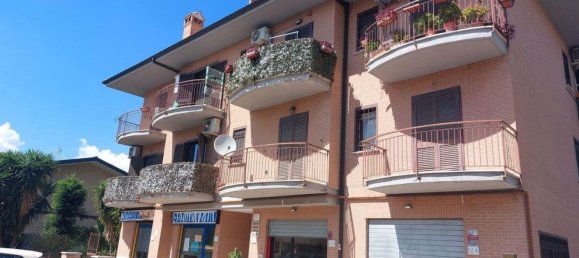 90m² Commercial property in Rome, Italy No. 371534 14