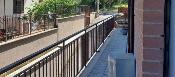 90m² Commercial property in Rome, Italy No. 371534 10