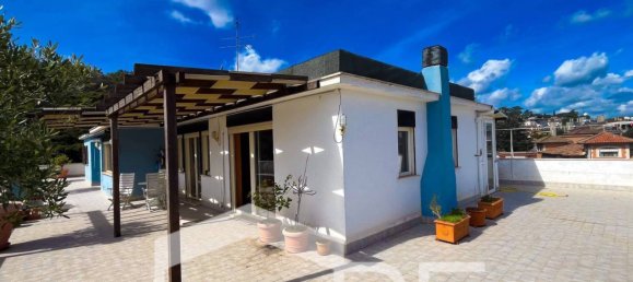 3 bedrooms Penthouse in Rome, Italy No. 184679 24