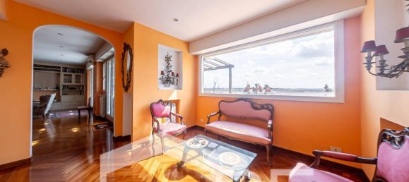 3 bedrooms Penthouse in Rome, Italy No. 184679 25