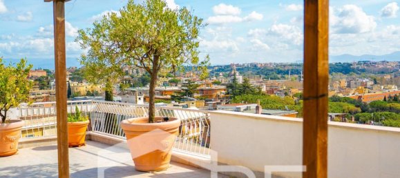 3 bedrooms Penthouse in Rome, Italy No. 184679 12