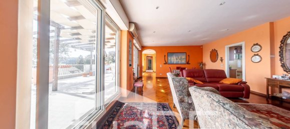 3 bedrooms Penthouse in Rome, Italy No. 184679 43