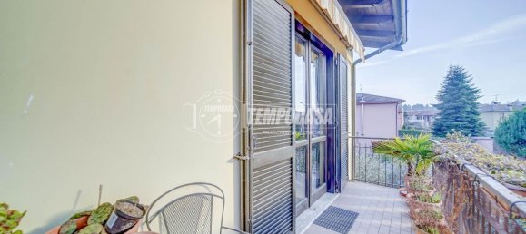 3 rooms Apartment in Buguggiate, Italy No. 41278 34