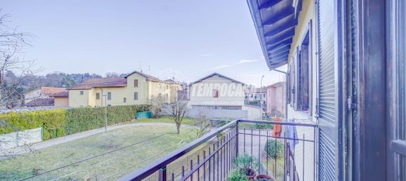 3 rooms Apartment in Buguggiate, Italy No. 41278 18