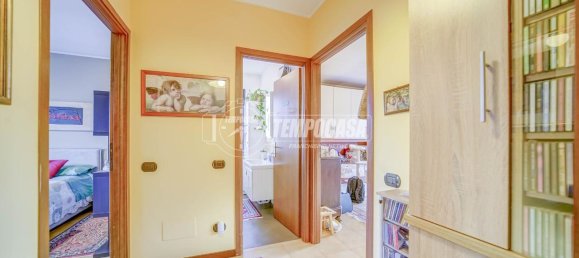 3 rooms Apartment in Buguggiate, Italy No. 41278 19