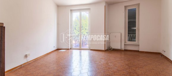 Apartamento T2 em Appiano Gentile, Italy N.º 275847 11