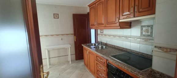 3 bedrooms Apartment in Cordoba, Spain No. 152433 9