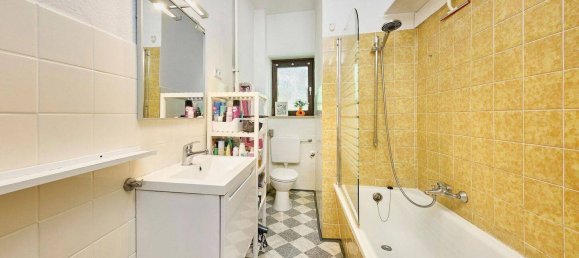 Квартира с 3 спальнями в Вандсбек, Германия № 325035 10