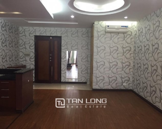 Apartamento de 3 dormitorios en Tay Ho, Vietnam No. 3313