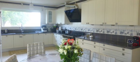 6 bedrooms Villa in Pithiviers, France No. 92792 27