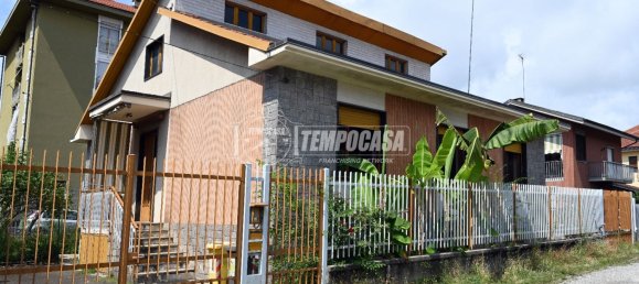 6 rooms Villa in Venaria Reale, Italy No. 348714 8