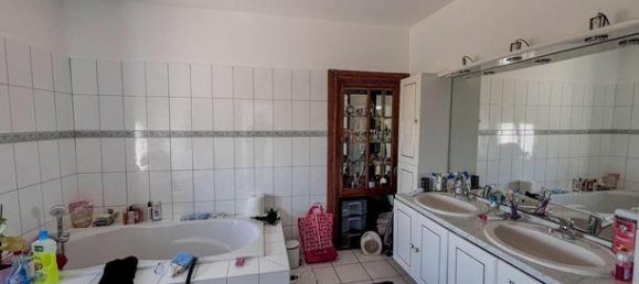 Casa de 3 dormitorios en Saint-Junien, France No. 301691 15