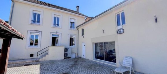 Casa de 3 dormitorios en Saint-Junien, France No. 301691 3