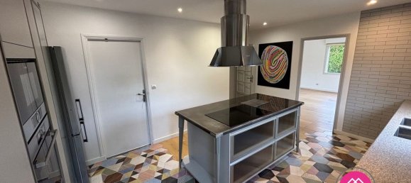  Castillos de 4 dormitorios en Valenciennes, France No. 363084 2