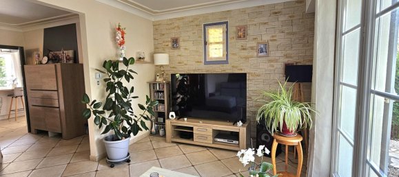 3 bedrooms House in Paulx, France No. 280394 6