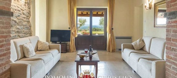 14 rooms House in Tuoro sul Trasimeno, Italy No. 54205 31