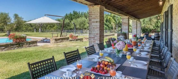 14 rooms House in Tuoro sul Trasimeno, Italy No. 54205 11