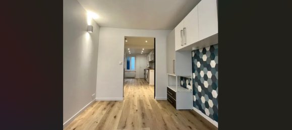 1 bedroom Apartment in Paris, France No. 286594 5