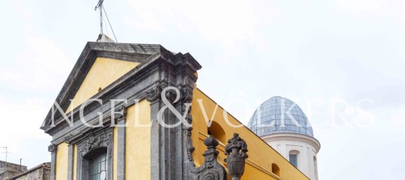 5 rooms Apartment in Naples, Italy No. 127278 9