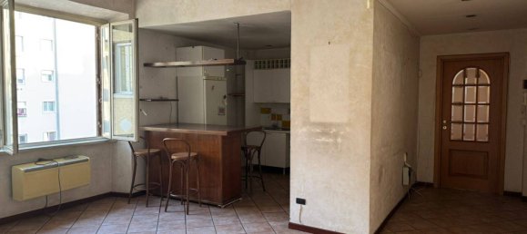 2 bedrooms Apartment in Rome, Italy No. 192306 5