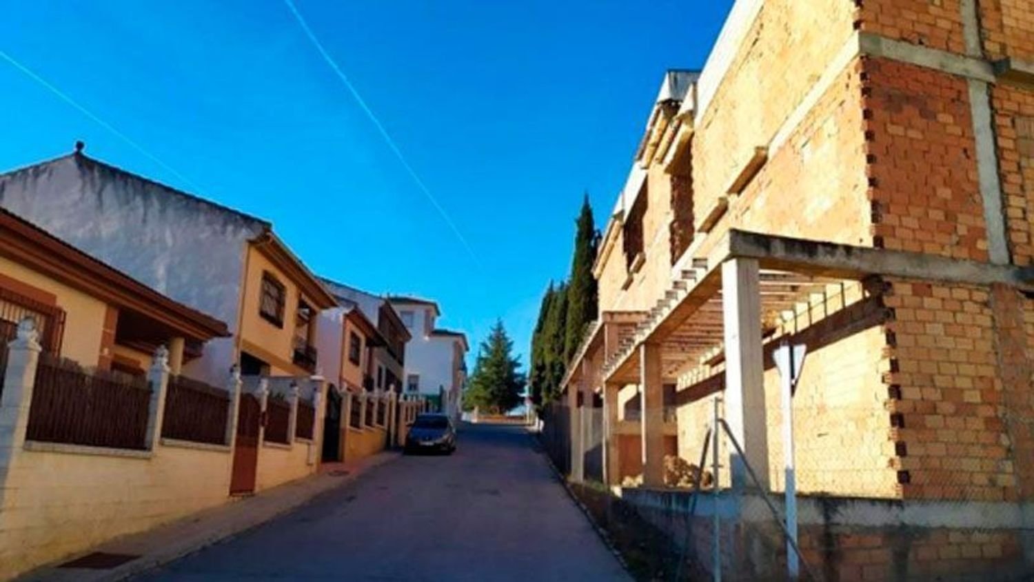 958m² Building in Lachar, Spain No. 153120
