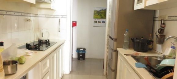 4 bedrooms Apartment in Tay Ho, Vietnam No. 377 3