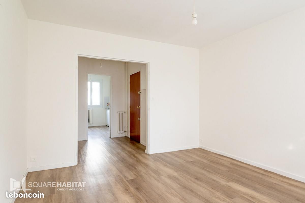 2 bedrooms Apartment in Nantes, France No. 88866