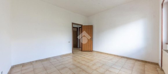 4 rooms Apartment in Rome, Italy No. 276503 32
