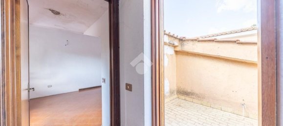 4 rooms Apartment in Rome, Italy No. 276503 7