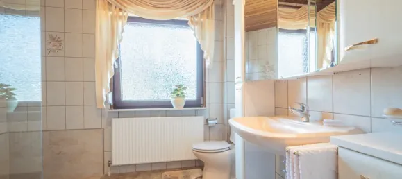 Casa de 2 dormitorios en Saarpfalz, Germany No. 337364 3