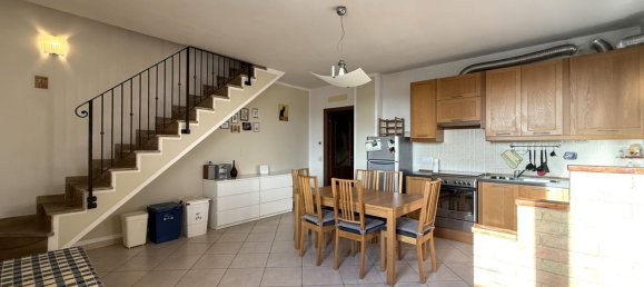 4 غرف نوم منزل ذو طابقين في Pontedera, Italy رقم 359888 10