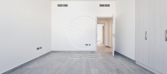 4 Schlafzimmer Villa in Yas Island, UAE, Nr. 29381 15