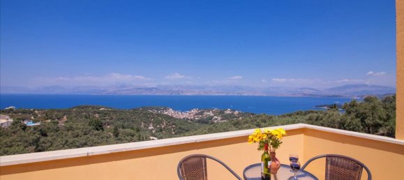 3 bedrooms Villa in Corfu, Greece No. 8232 11