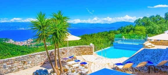 3 bedrooms Villa in Corfu, Greece No. 8232 3