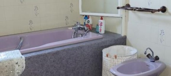 5 bedrooms House in Eure, France No. 356207 16