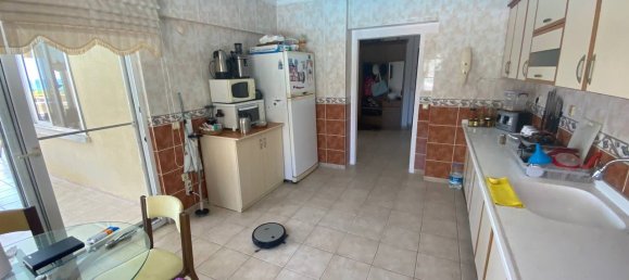 Apartment 4+1 in Mersin, Turkey No. 14582 11