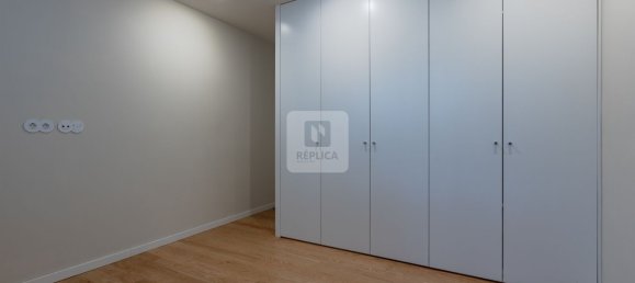 3 bedrooms Apartment in Porto, Portugal No. 106215 25