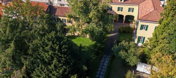 5 غرف نوم فيلا في Novate Milanese, Italy رقم 314221 11