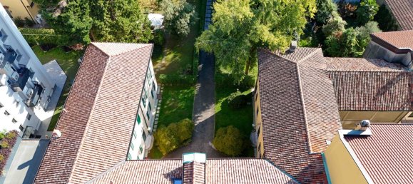 5 غرف نوم فيلا في Novate Milanese, Italy رقم 314221 19