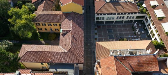 5 غرف نوم فيلا في Novate Milanese, Italy رقم 314221 17