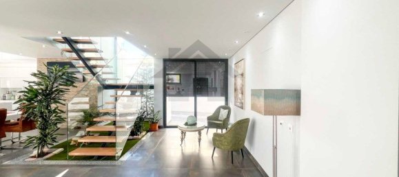 Дом с 4 спальнями в Портиман, Португалия № 115596 6