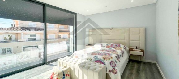 Дом с 4 спальнями в Портиман, Португалия № 115596 31