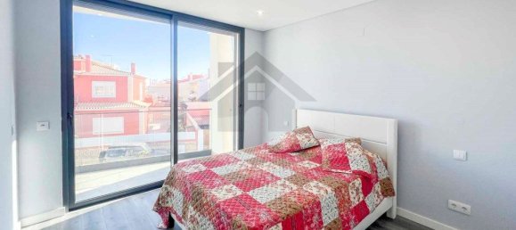 Дом с 4 спальнями в Портиман, Португалия № 115596 24