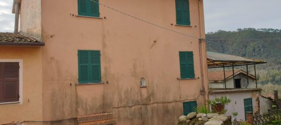 6 rooms House in Borghetto di Vara, Italy No. 69167 4
